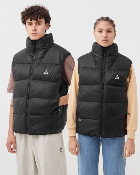 Жилетка Nike ACG Lunar Lake Puffer Vest