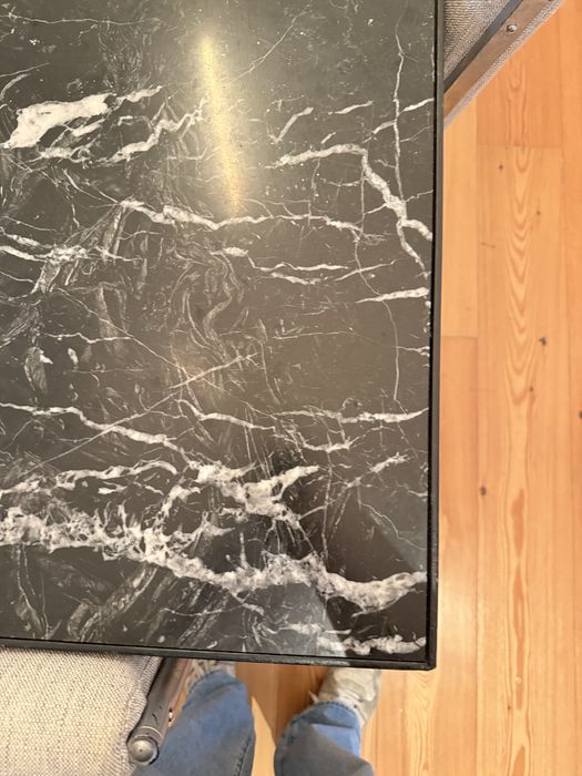 Mesa de Jantar Exclusiva Feita por Encomenda | Ferro, Cortiça e Mármore Natural