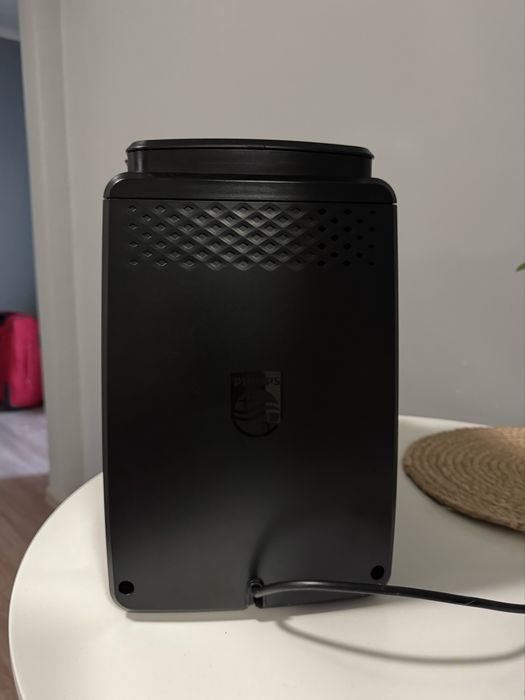 Кавомашина Philips Series 3300 LatteGo EP3347/90, стан ідеальний