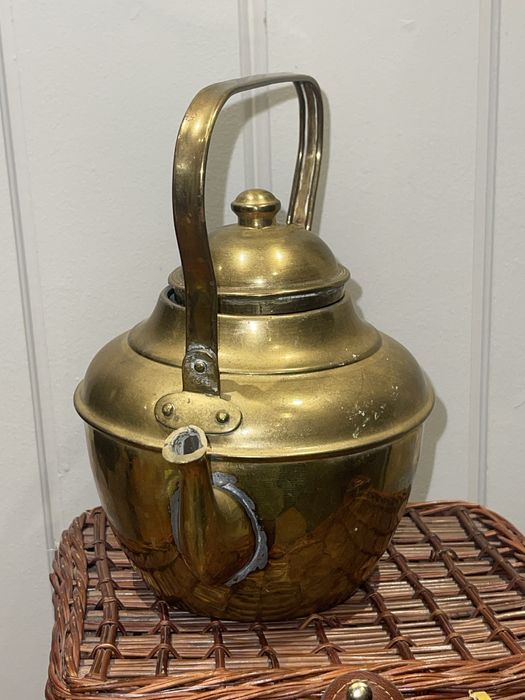 Старий чайник з латуні.1,5 л