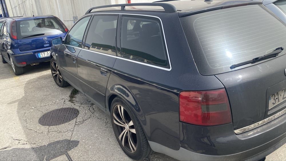 Vendo esse Audi a6 2.5 TDI completo