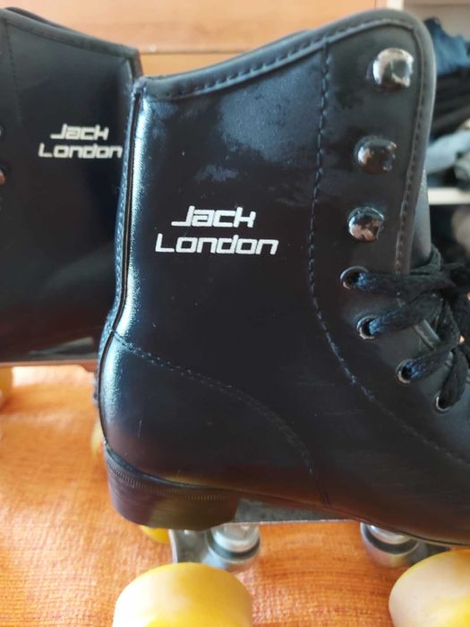 Patins 4 quatro rodas num 38 Jach London usados