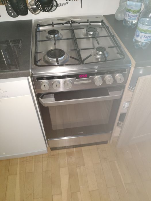 Kuchenka gazowa elektryczna sprzedam lub wymienię na całą elektryczną