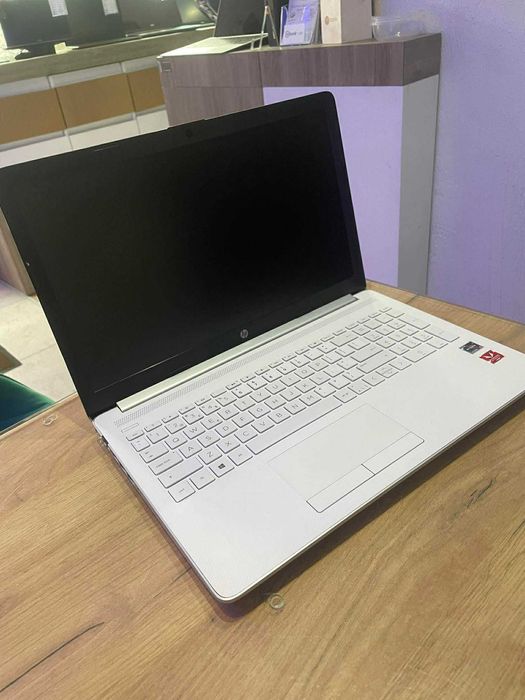 Laptop HP 15-db1061nw