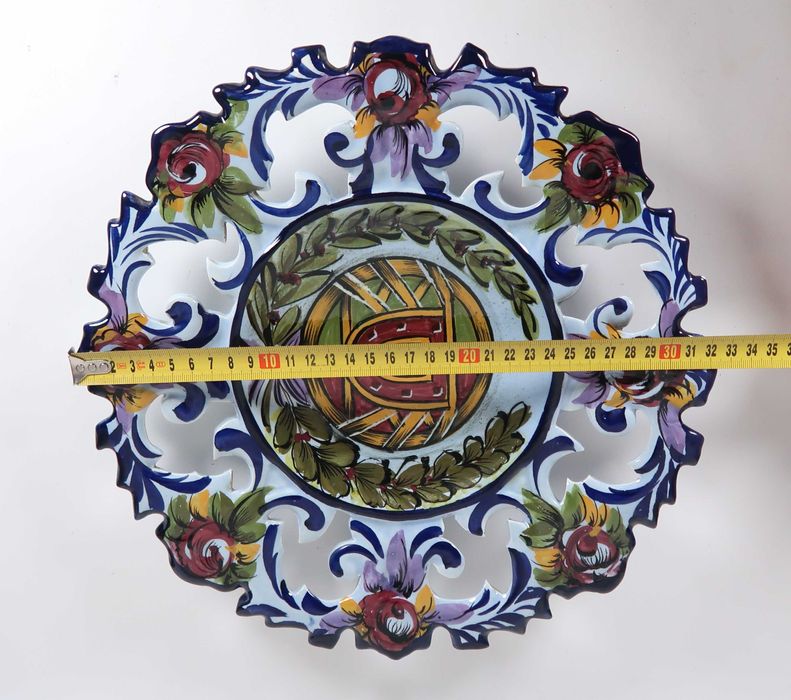 Grande Prato Alcobaça com brasão Portugal - 32 cm
