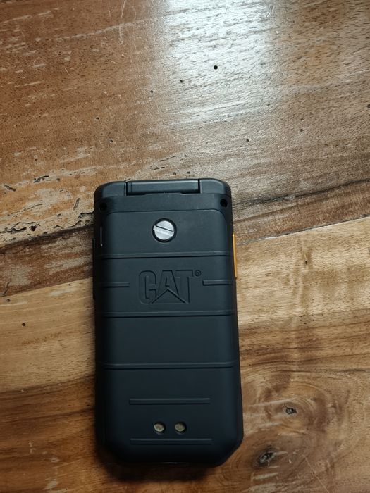 Cat S22 Flip (Como Novo) + 3 Baterias – Ideal para Digital Detox!