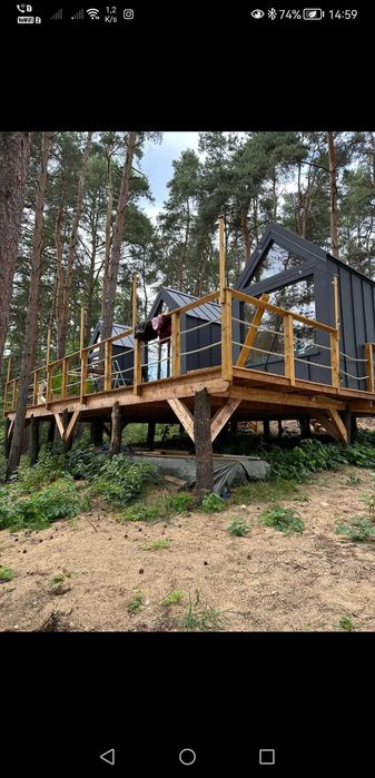 Jezioro Nyskie. Domki na drzewach Skorochów-Nysa