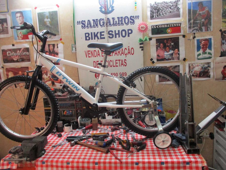 Bicicleta Criança B’Twin Racing Boy 300