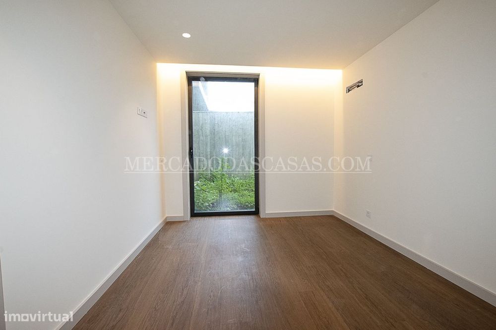 Apartamento T2 c/box 1 viatura, qualidade Premium