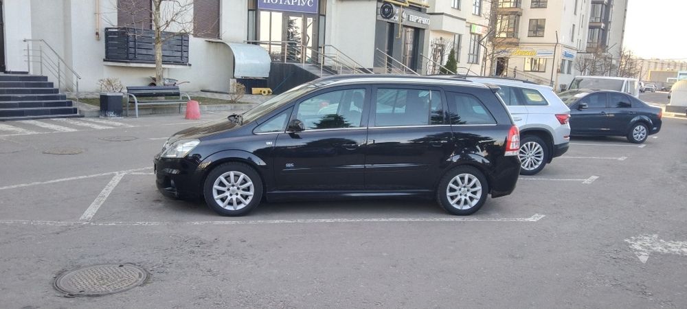Opel Zafira B OPC Line