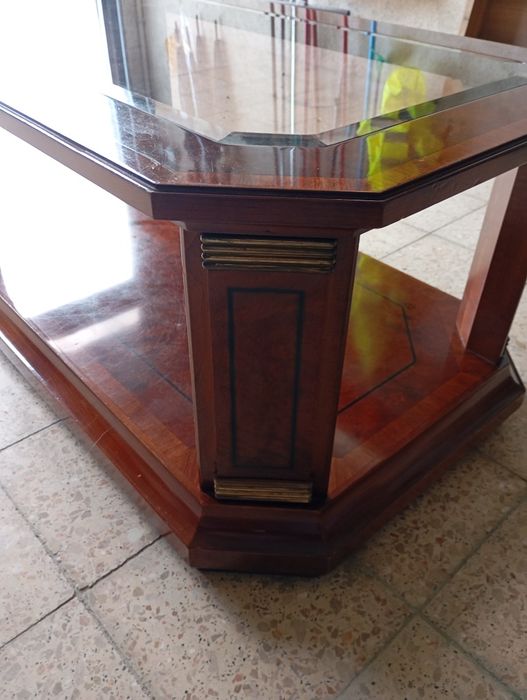 Mesa de centro em Mogno