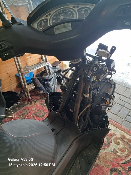 Sprzedam - xmax250 - mechanicznie sprawny