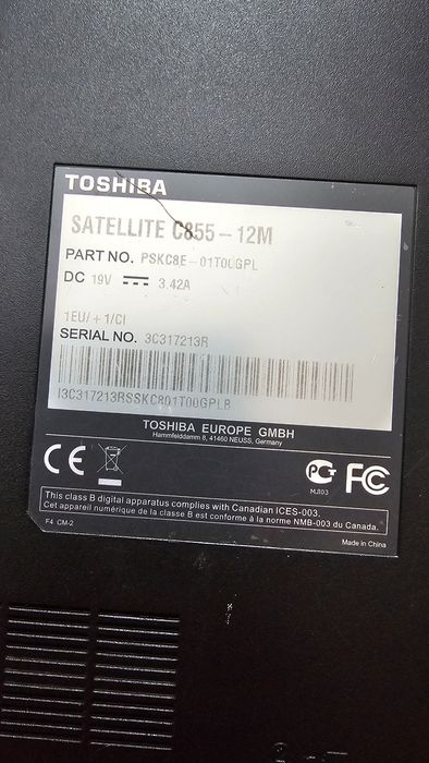Laptop toshiba satellite C855-12M
