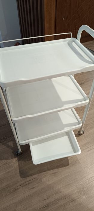 Carrinho de suporte para estética