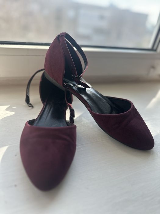 Продам замшевые балетки
