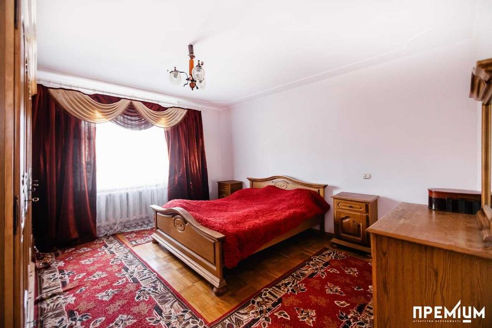 Продаж будинку в Гощі