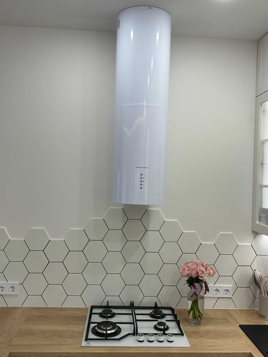 Витяжка кухонна острівна