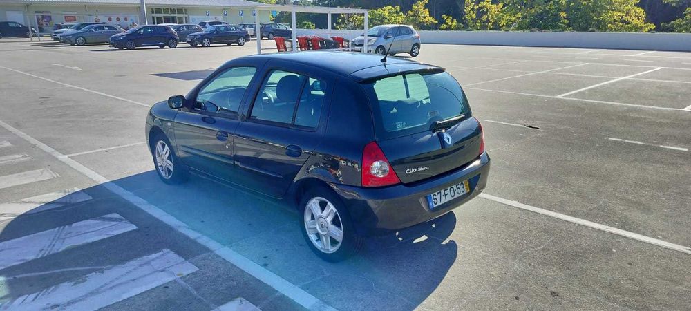 Renault Clio II 1.2 Gasolina