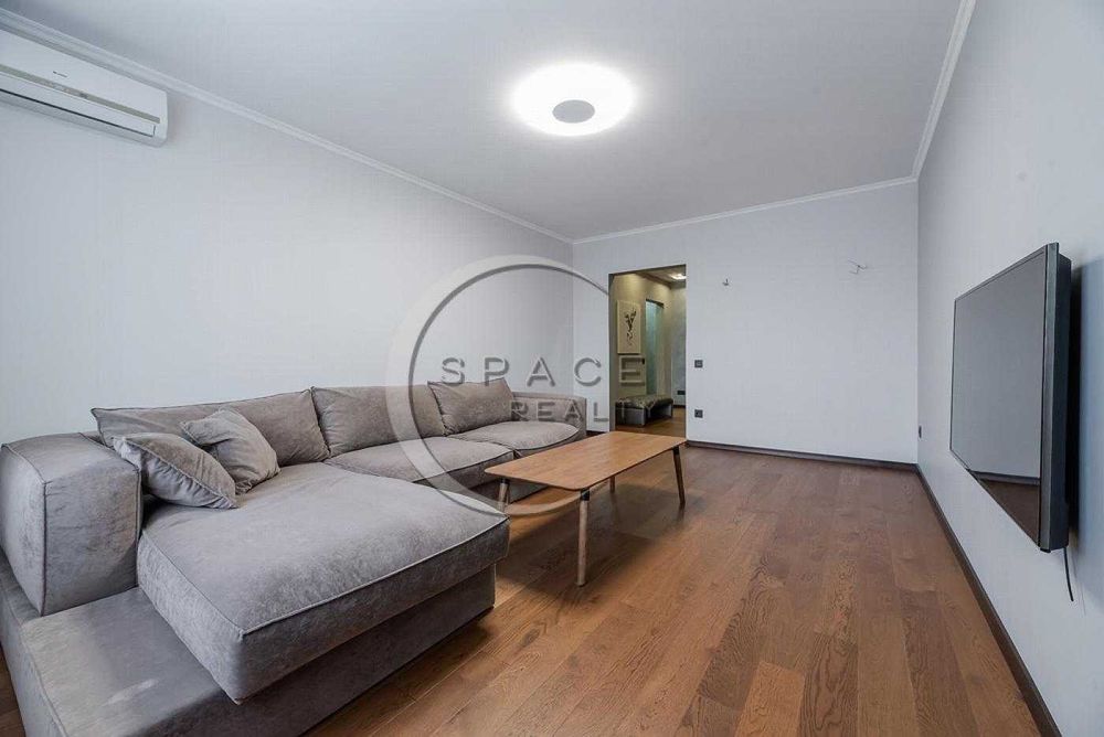 Оренда 3-кімнатної квартири 100 м2 з інвертором на 10кВт - Науки 55а