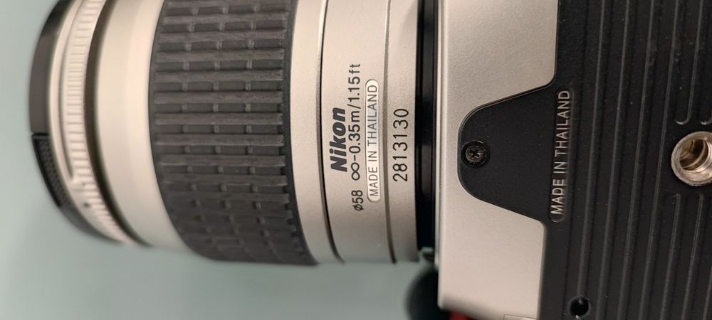 Vende-se máquina fotográfica NIKON F 55