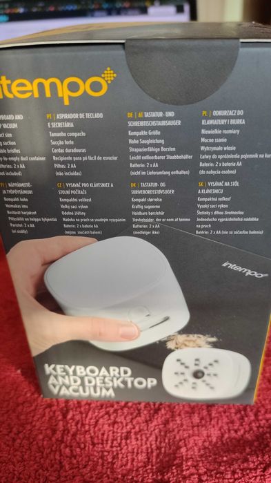 odkurzacz do klawiatury laptopa,  i biurka " Intempo"