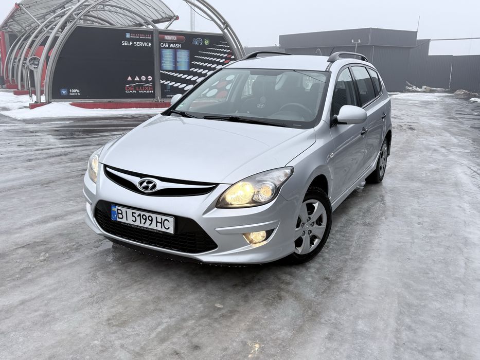 Hyundai i30 .2010 року з газом