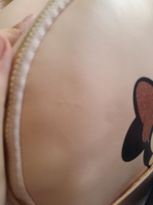 Продаю рюкзак-Minnie з бантиком