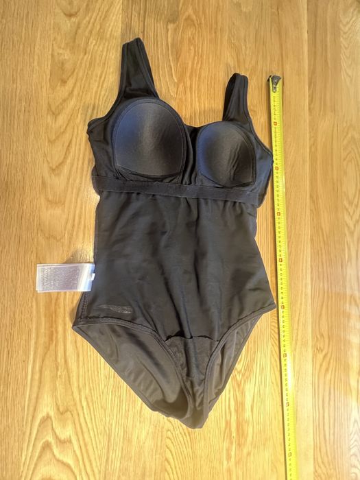 Strój kąpielowy nowy 38 jedno częściowy czarno szary