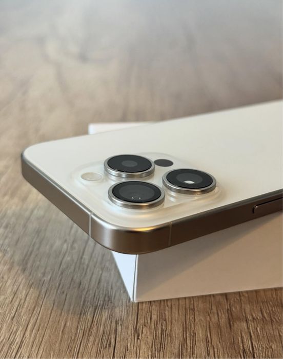iPhone 15 Pro 256GB Natural Titanium Б/У