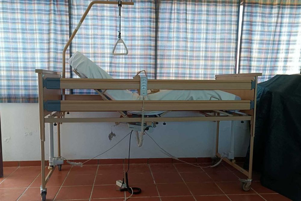 Cama articulada elétrica