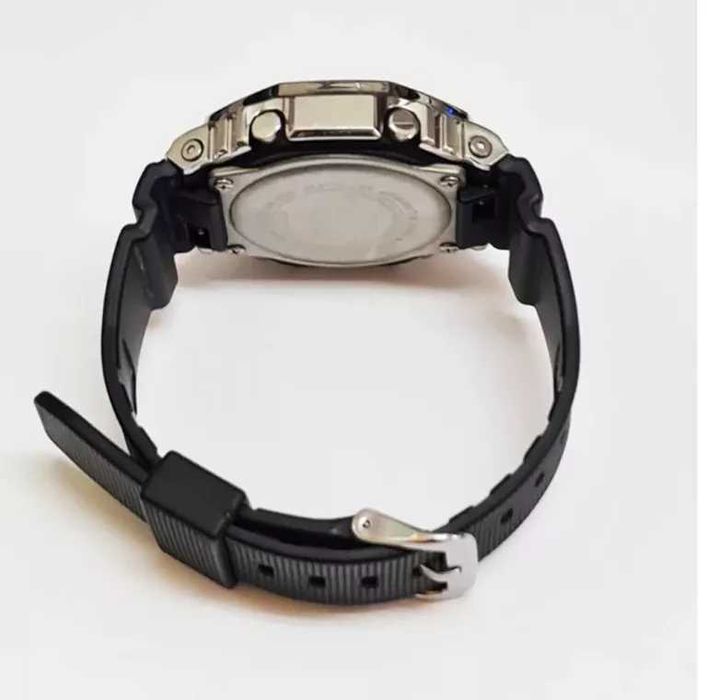 zegarek casio  G-SCHOCK GM-2100 1AER