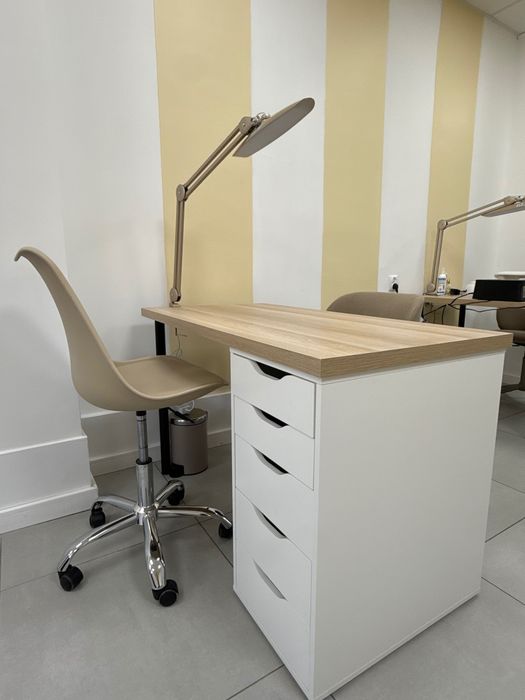 Wynajmę stanowisko do manicure i pedicure