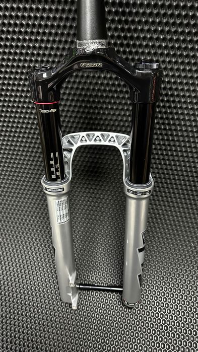 Вилка RockShox Pike Ultimate Charger 2.1 RC2 - Crown 27.5