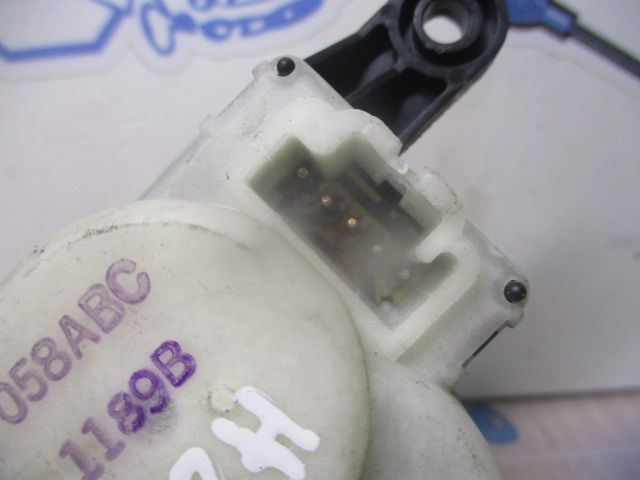 Motor da comporta da sofagem CHRYSLER Voyager / Grand Voyager III Van
