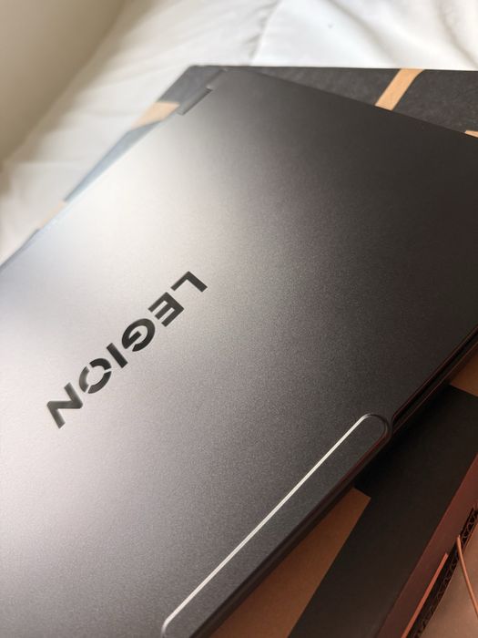 Lenovo Legion Gen 10 OLED 5070