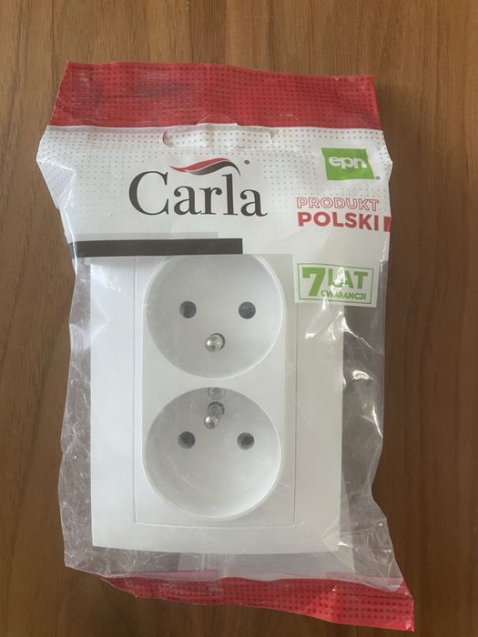 Carla EPN gniazdka włączniki