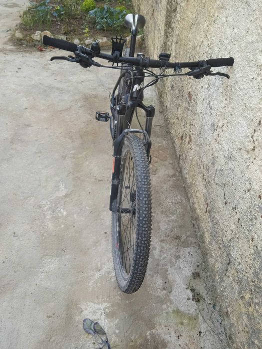 Bicicleta BTT roda 29-L