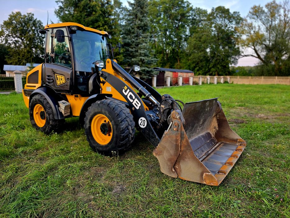 Ładowarka JCB 409 T4 rok 2017 przegubowa bardzo dobry łyżka szczękowa