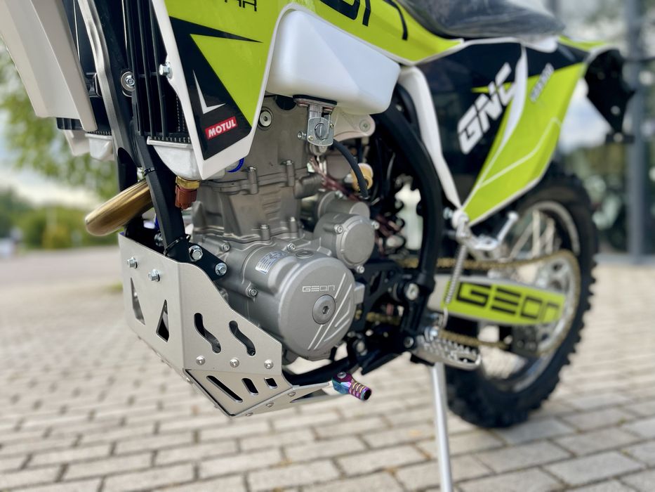 Мотоцикл GEON DAKAR GNC 300 YBS 21/18 МКПП 5