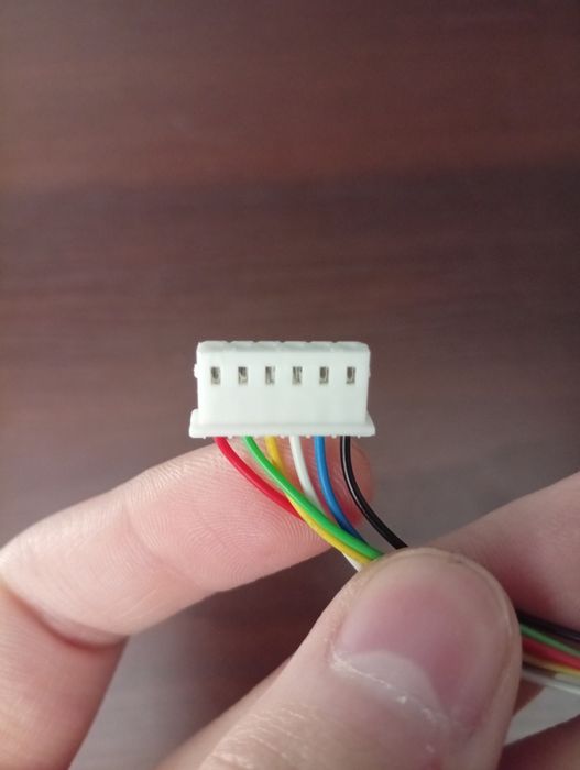 Port pedałów do kierownicy Thrustmaster