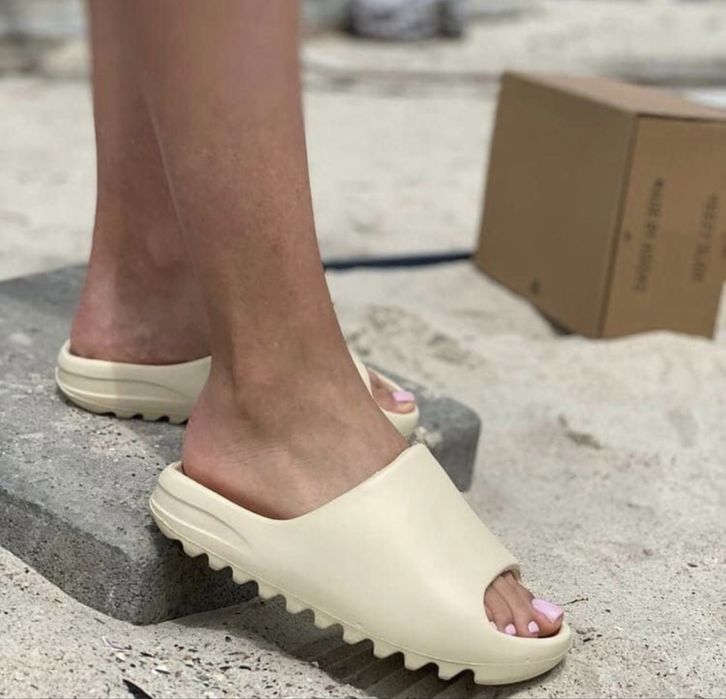 Шлепки adidas резиновые