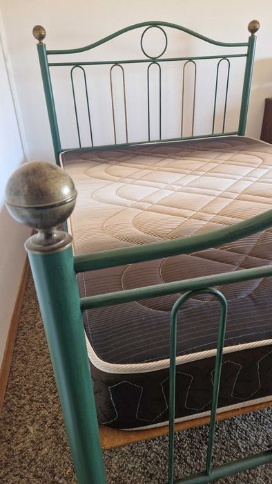 Cama de Ferro Casal ou Single - COMO NOVA