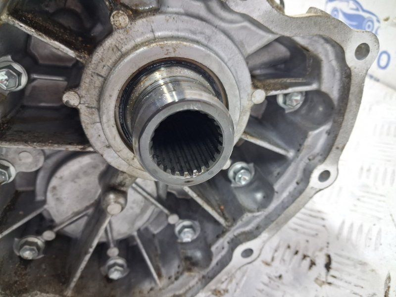 Раздаточная коробка Grand Vitara с Разборки Suzuki Grand Vitara