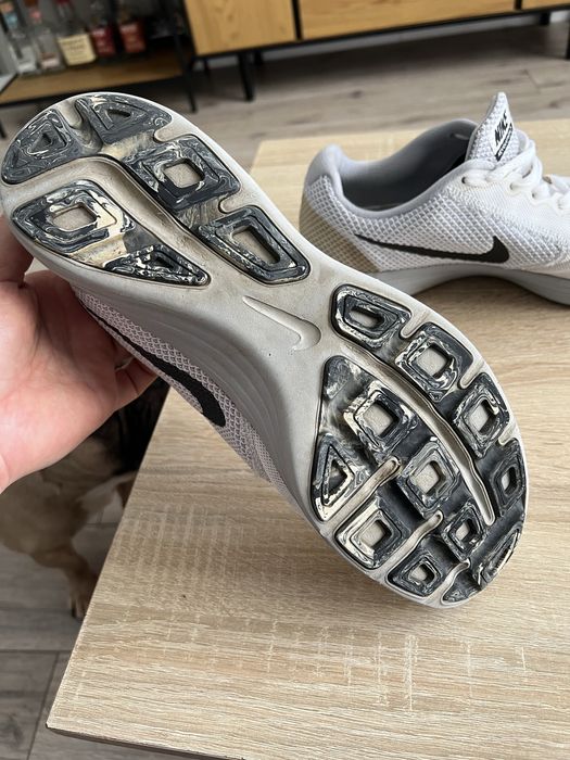 Кросовки Nike Revolution 3