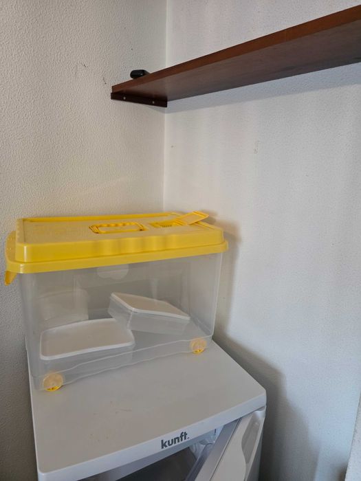 Quarto para arrendar no centro de Gaia