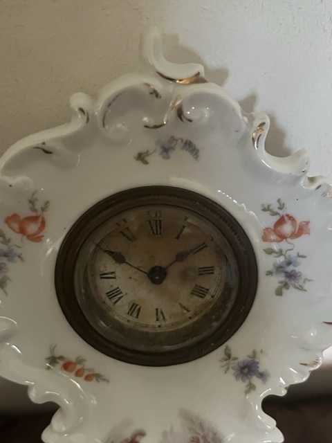 Relógio de corda com bae ceramica vista alegre