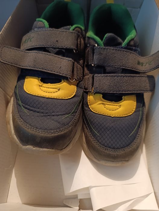 Buty adidasy Bartek rozmiar 32