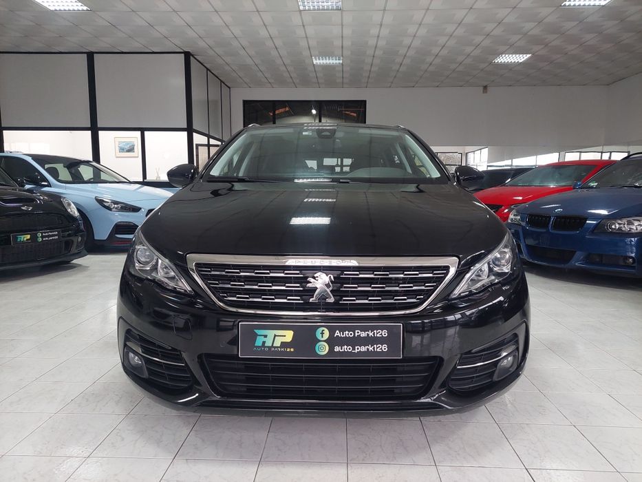 Peugeot 308 SW Allure 1.5 BlueHDi 130cv Tecto Panorâmico