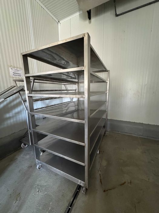 Carro/Estante Industrial em Inox com Rodas — 103x180x195 cm