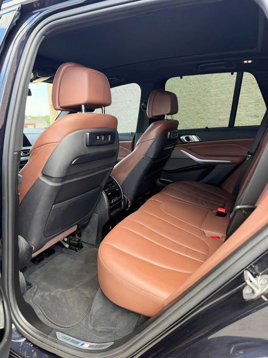 BMW X5 xDrive50i      2019